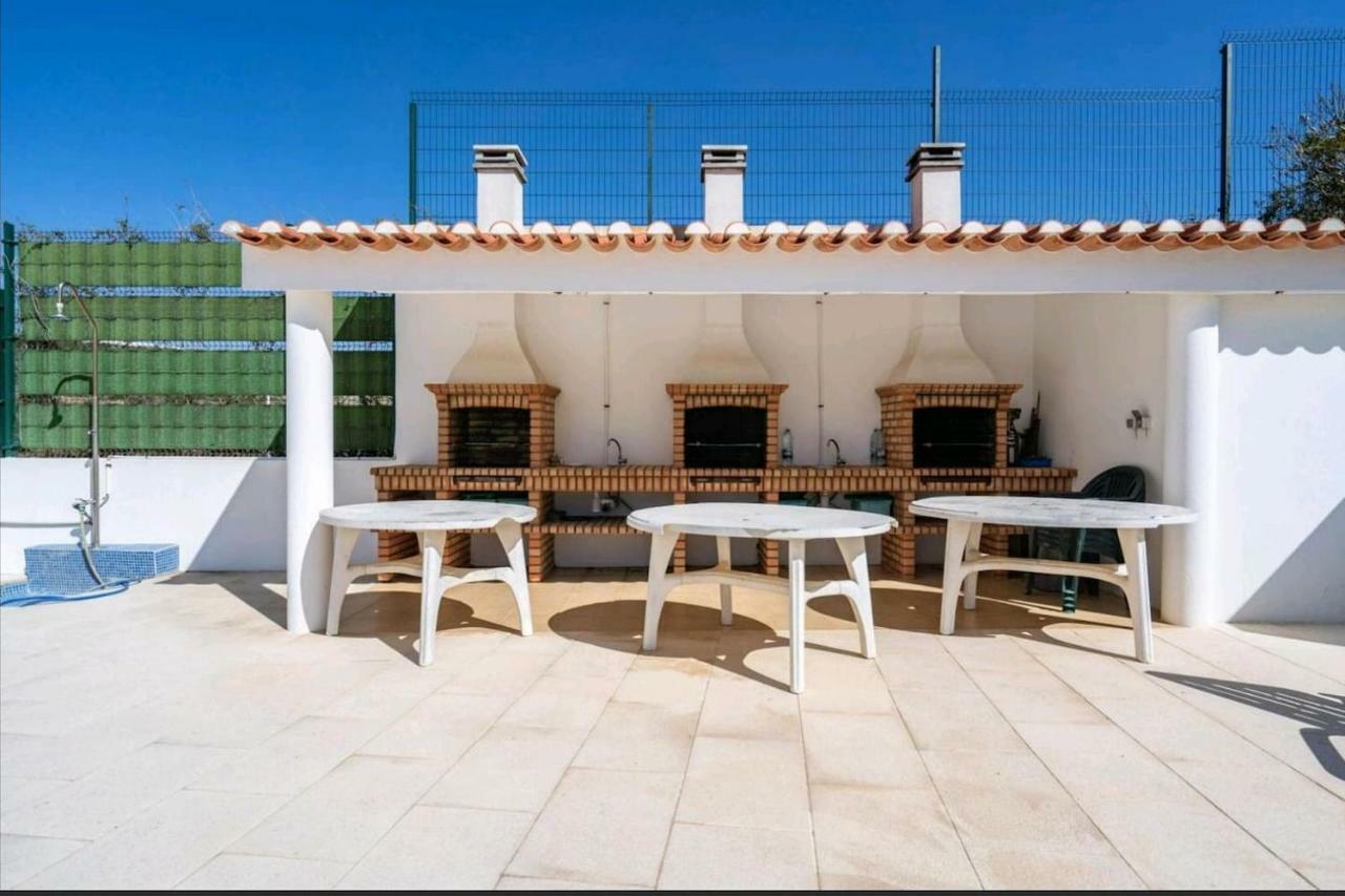 Enya Apartment Mafra Bagian luar foto