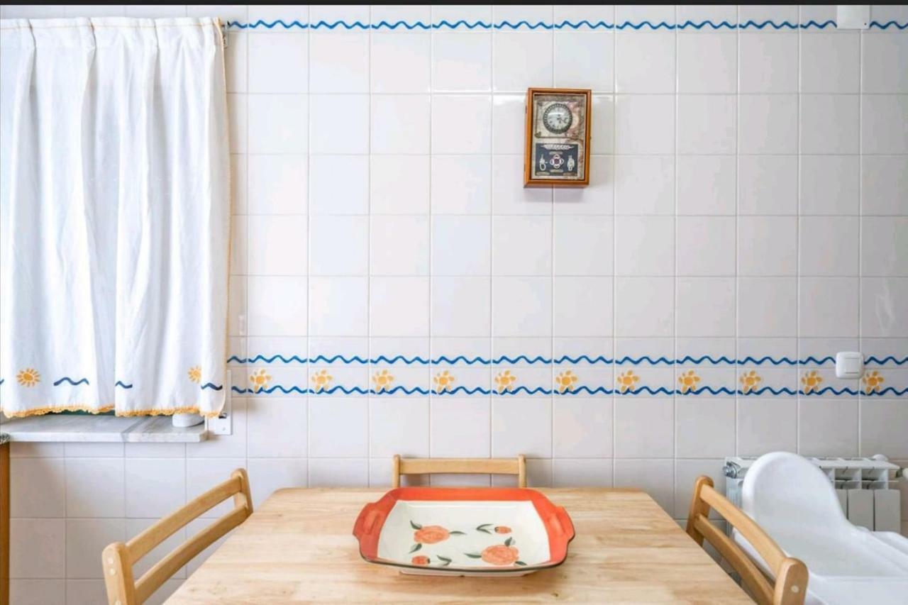 Enya Apartment Mafra Bagian luar foto