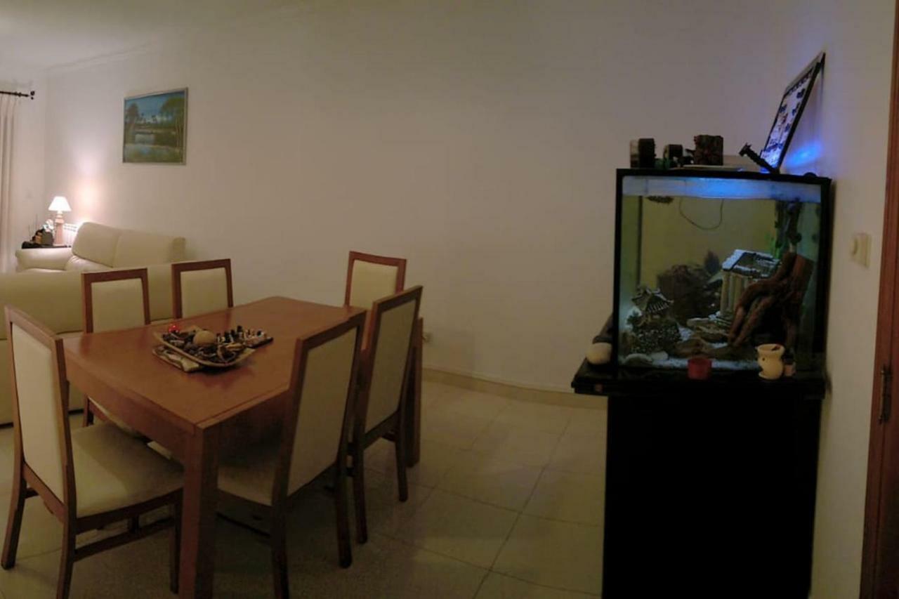 Enya Apartment Mafra Bagian luar foto
